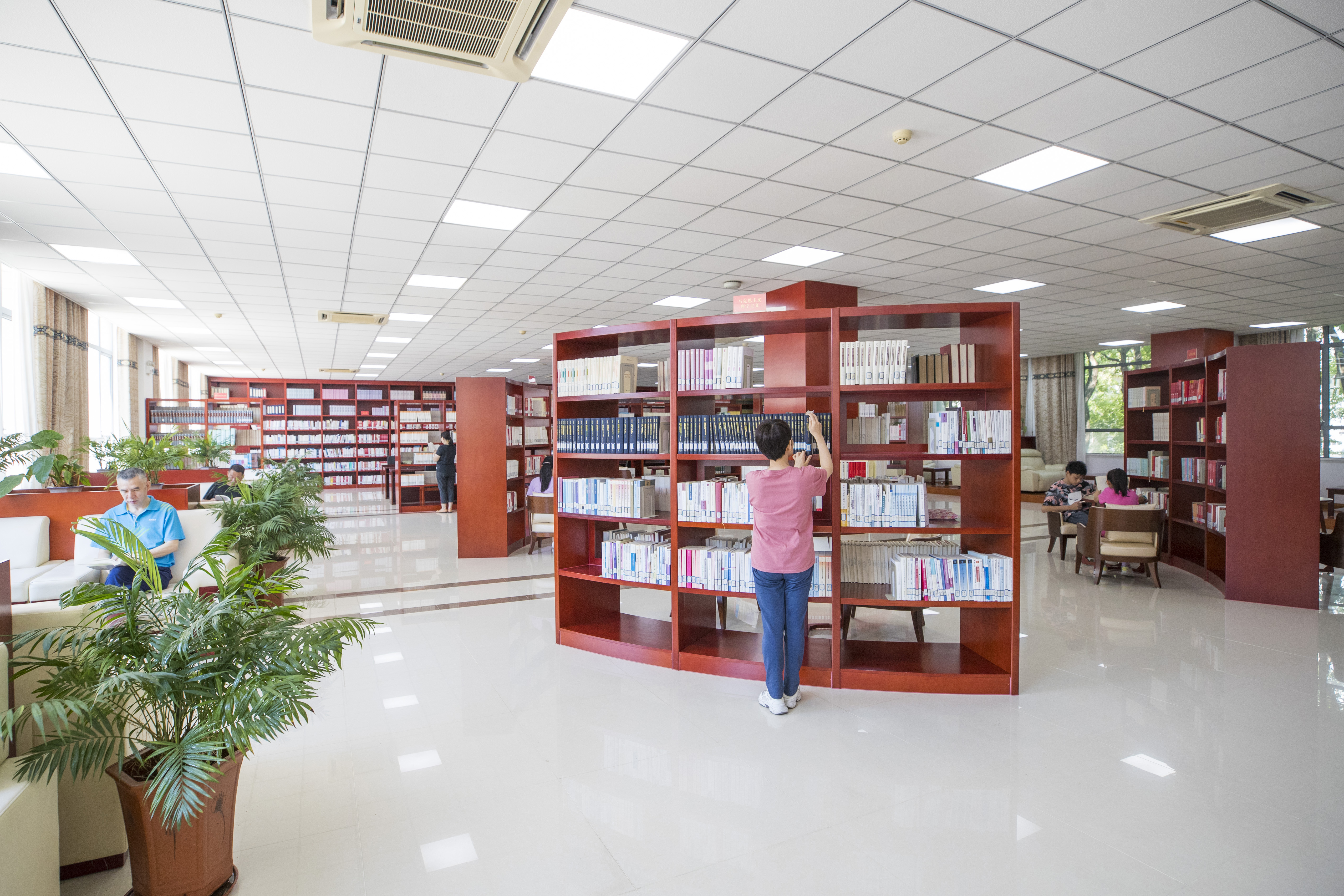 20220826-省委黨校（安徽行政學院）獲評2021年度十佳閱讀推廣空間2